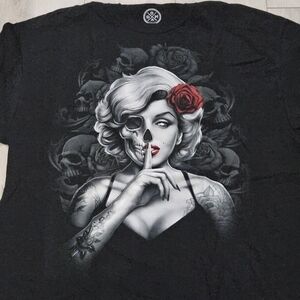 Women’s Black Short Sleeve T-Shirt - Sz XL